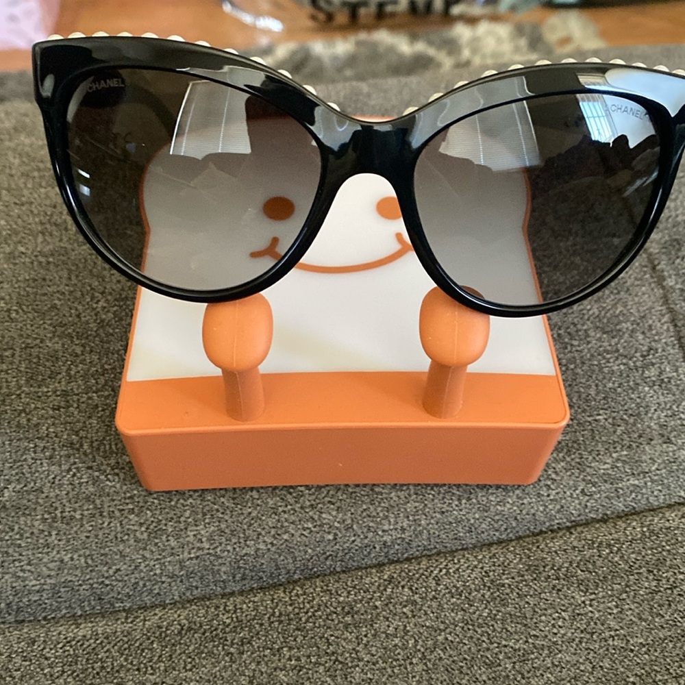 Chanel Pearl butterfly Sunglasses 6040-H
